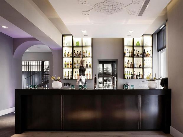 Het Arresthuis-The bar of prison-hotel