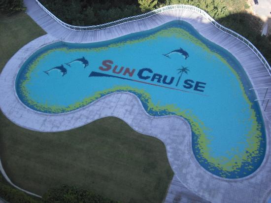 A Swimming Pool On The Sun Cruise Hotel © Photo news.