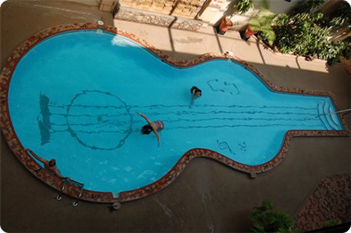 Pool guitar somewhere in the USA
