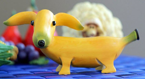 Animal sculptures made from fruits 1