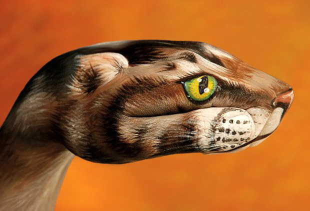The 24 Examples Of Ultra Realistic Paintings On Hand