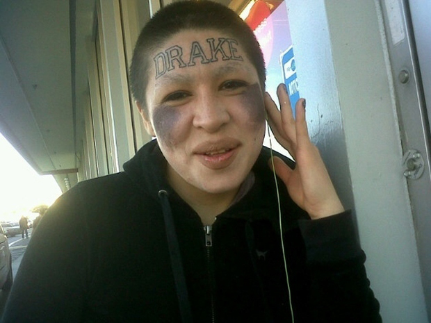 Tattoo of a fan of drake