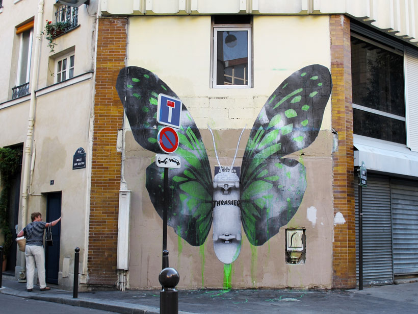 A Parisian Artist Combining Nature and Technology For His Street Artwork 