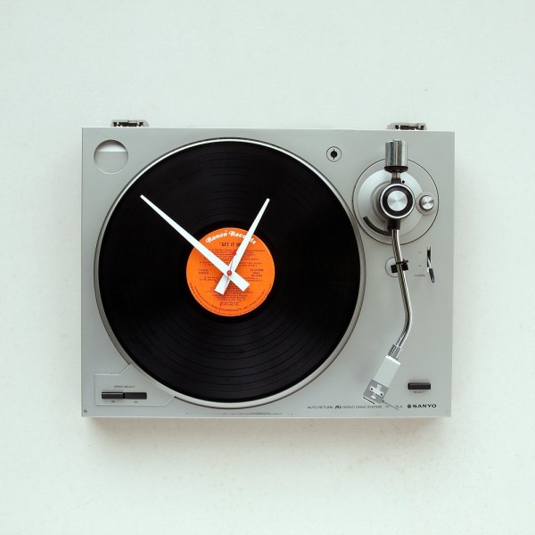 Music Fan Clock:Unusual And Original Clock Designs