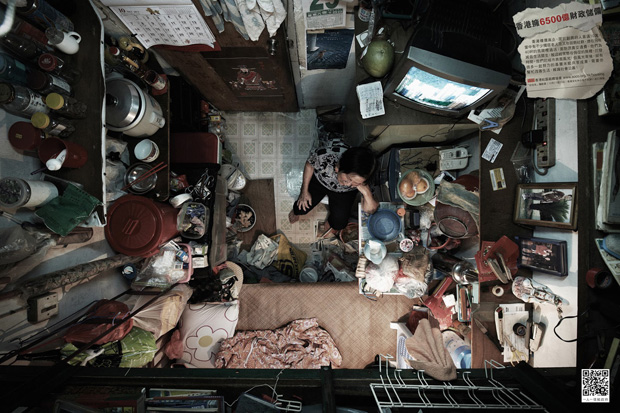 Stunning Photographs Of The Vertical Slums In Hong Kong
