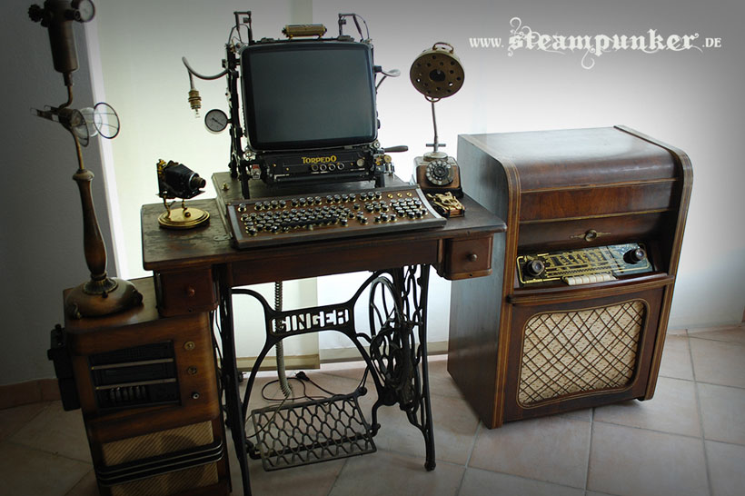 The old school desk-Unusual Home Office Ideas