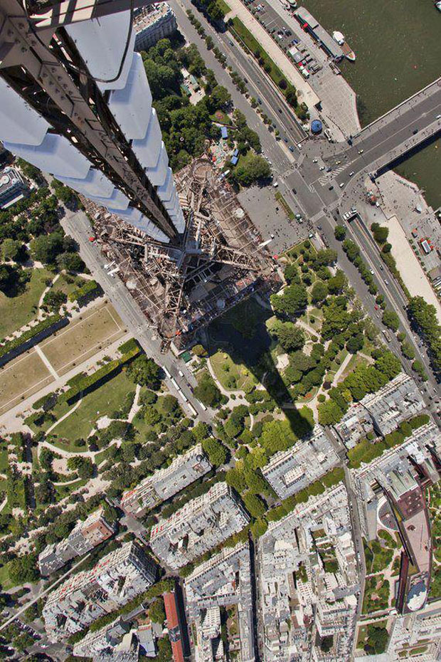 The Amazing Photos Of Eiffel Tower Taken From New And Unique Angles
