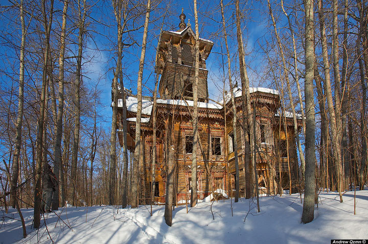 Wooden houses abandoned - Russia-Most Fascinating Abandoned Places Of The World 