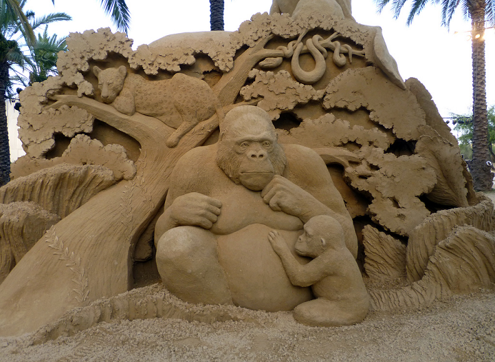 Mind Blowing Sculptures Made Entirely Of Sand-Suzanne Ruseler