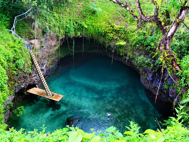 An Incredible Inground Natural Swimming Pool In The Middle Of Pacific