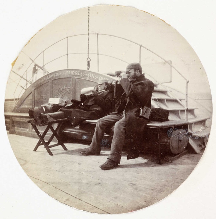 Rediscover The 125 Year Old Rare Photos Taken By The First Amateur Photographers