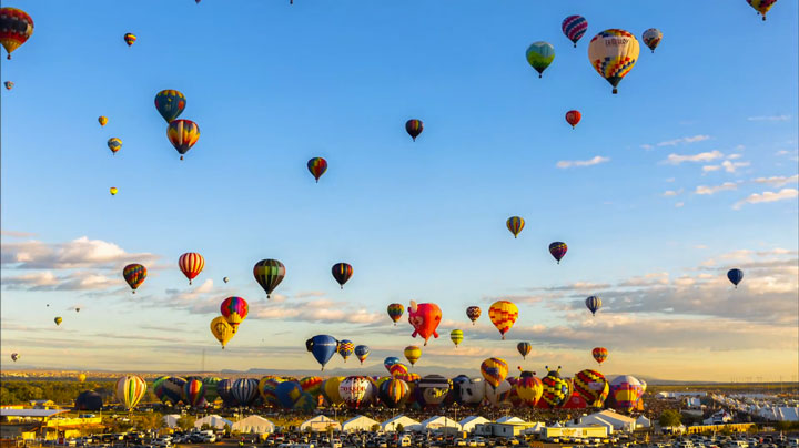 Balloon Festival of Albuquerqe Witness The Soaring Of Hundred Of Beautifu Balloons-9