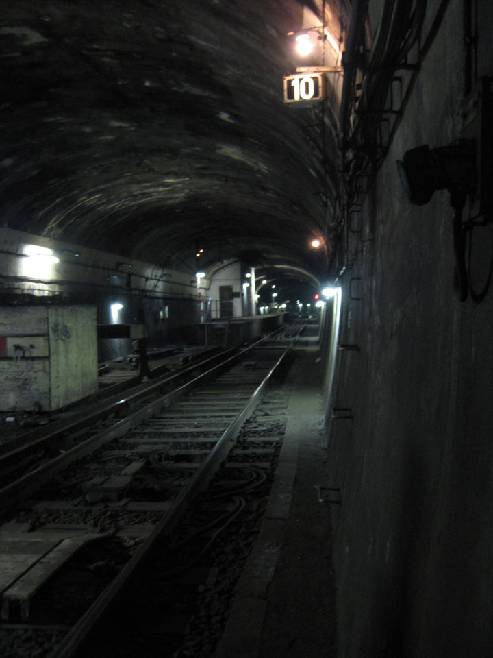 The Gare du Nord USFRT station-Visit The Amazing Abandoned Ghost Metro Stations Of Paris-7