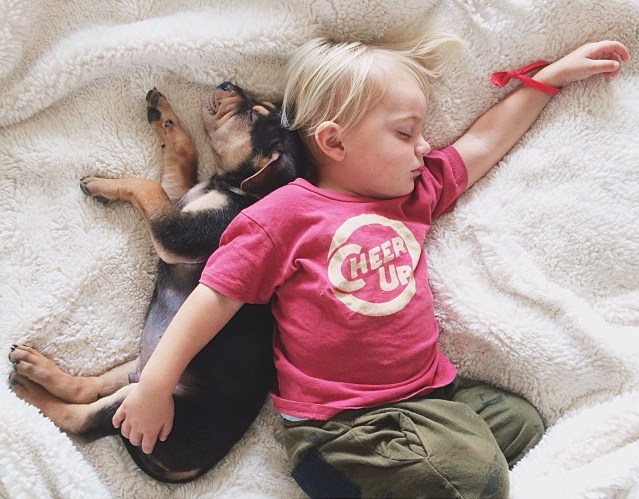 Jessica A stunning Series Of Photograph Immortalizes The Friendship Between A Baby And A Puppy-2