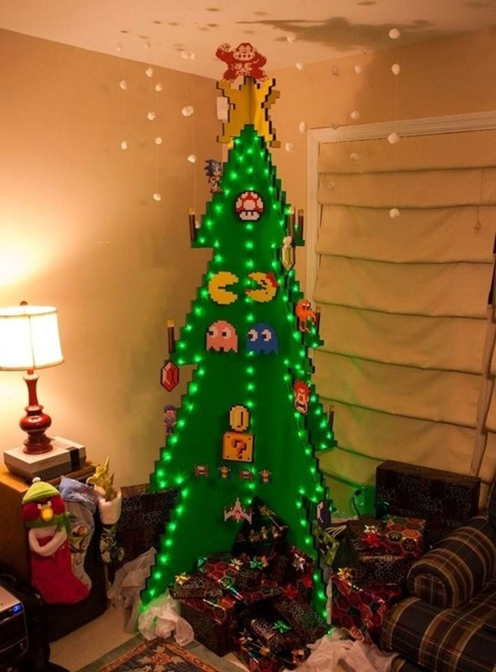 Gaming Christmas tree-Most Wacky And Non-Traditional Christmas Trees -1