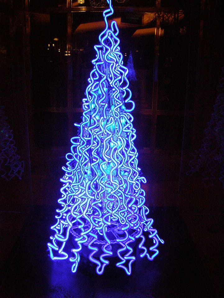 Neon tree-Most Wacky And Non-Traditional Christmas Trees -8