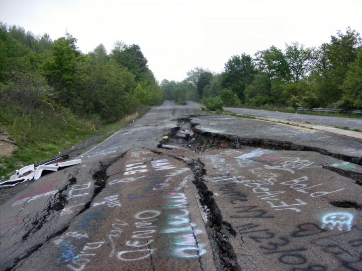 The real Silent Hill in United States-The 10 Most Scary Places On The Earth-20