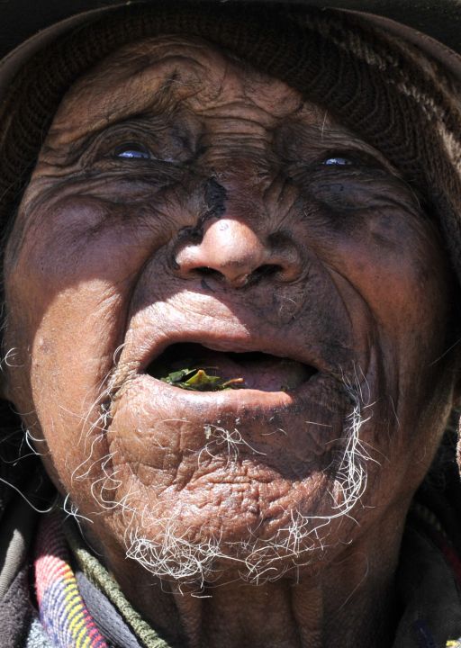 Meet Carmelo Flores Aged 123 years: The World's Oldest healthy Man Alive-2