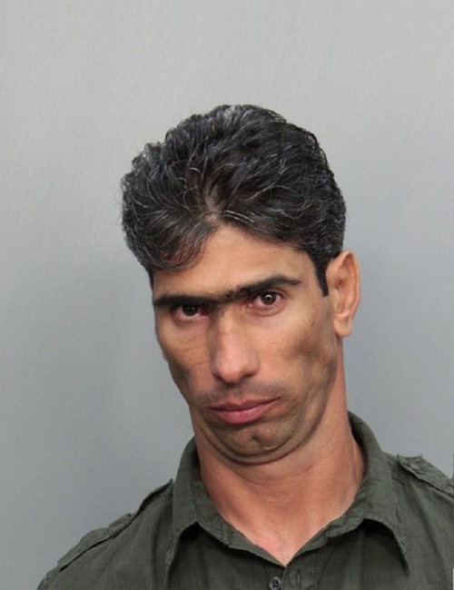 The 20 Creepy And Funny Mugshot Photographs Of Prisoners -9
