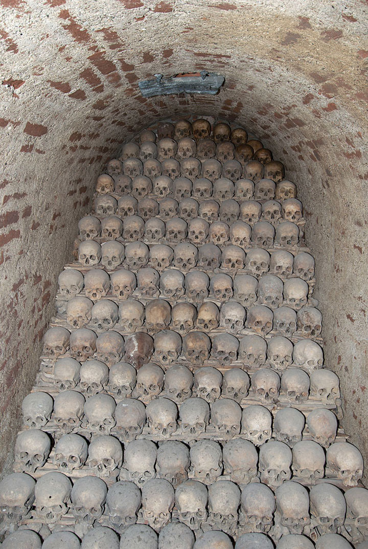 Top 14 Creepy Monuments Erected With Human Bones And Skulls-30