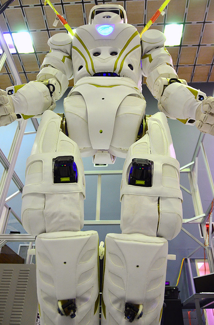 Valkyrie: Nasa's Robotic Superhero To Save Human Lives In Disasters-11