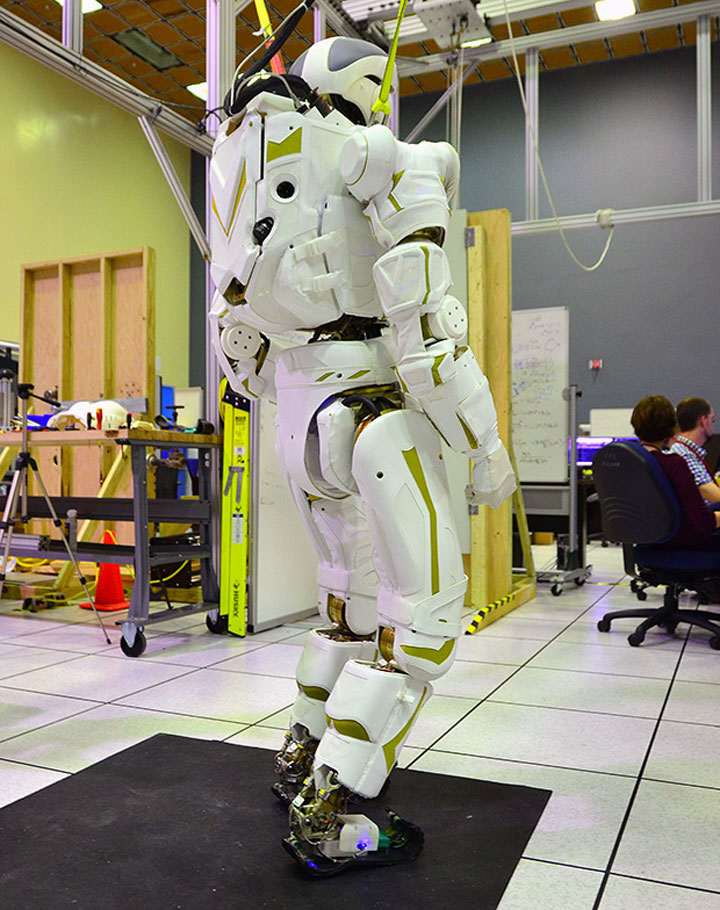 Valkyrie: Nasa's Robotic Superhero To Save Human Lives In Disasters-13