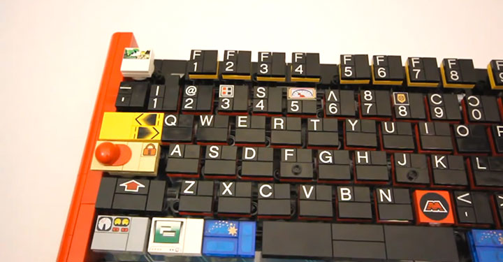A Passionate Builds A Fully Functional Computer Keyboard With LEGO-4