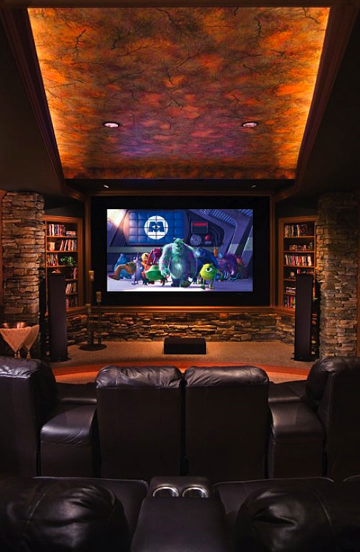 Geek Culture: Top 20 Examples Of Geek Living Rooms