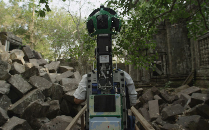 Google Street View Takes You To The Gigantic Temples of Cambodia-3