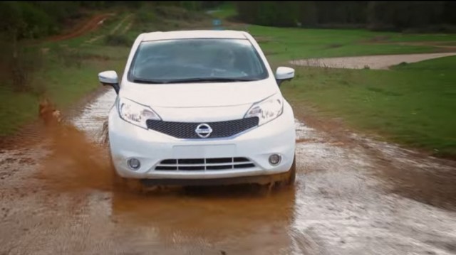 Nissan Note self cleaning