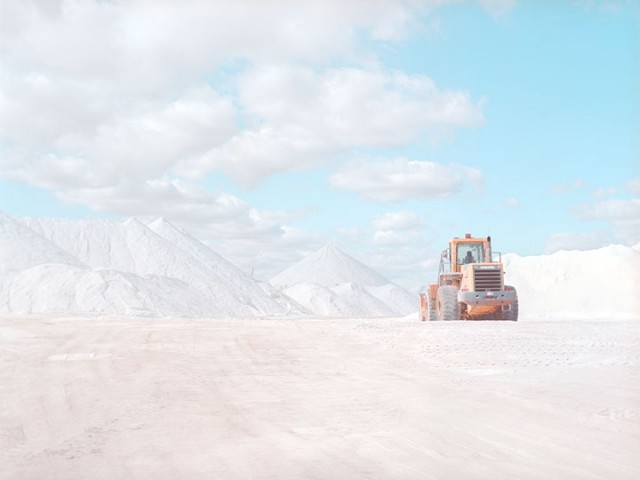 Stroll Through This Surreal Landscape Formed By Gigantic Salt Mines-10