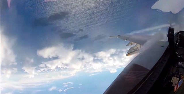 Place Yourself In The Cockpit Of A Fighter Plane Flying Over Japan (Video)-8