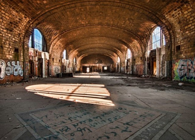Empty Spaces: A Photographer Shares His Passion For Abandoned Places (Photo Gallery)-1