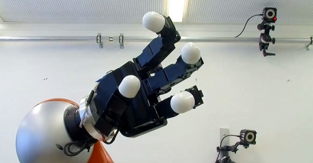 Scientists at Ecole Polytechnique Fédérale de Lausanne have introduced a new robotic arm that can hold complex shaped objects