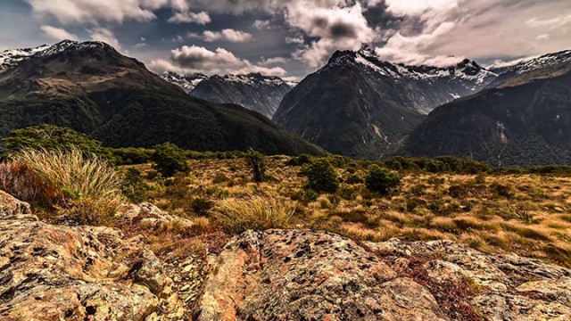 Discover The Most Beautiful Landscapes Of New Zealand (Time-Lapse Video)-12