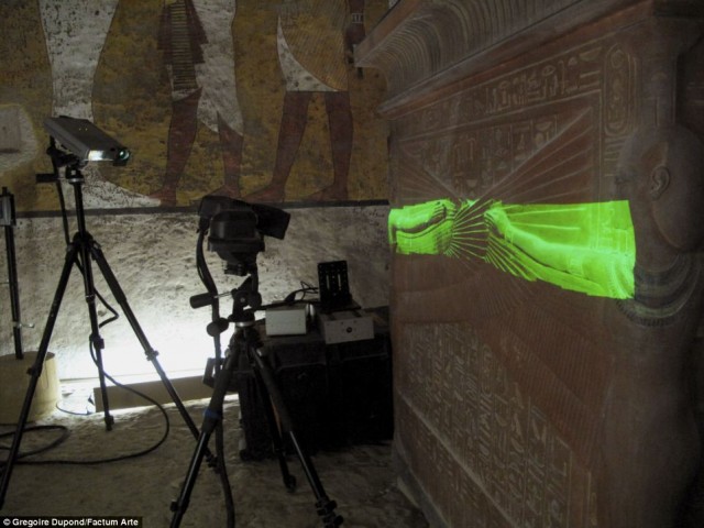 Replica at Luxor-Tutankhamun’s tomb