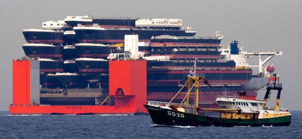 heavy ship cargo