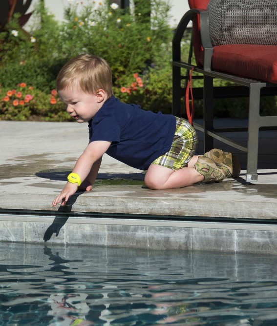 iSwimband to help adults