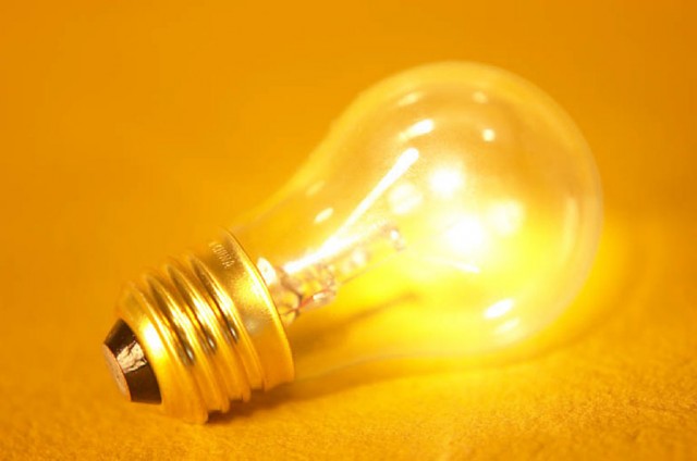 Edison electrical bulb-Top 10 American Engineering Innovations That Changed Our Lives-7