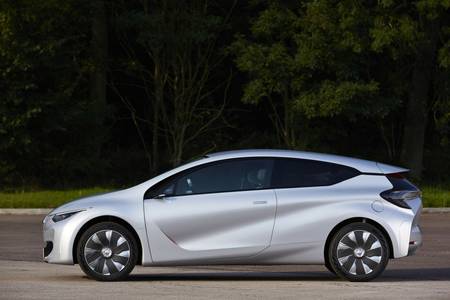 Renault's New Eolab Car Travels A Remarkable 100 km Per Liter Of Fuel-
