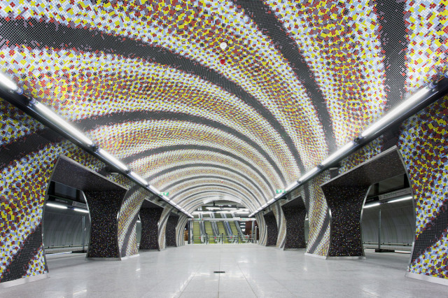 Szent Gellért station in Budapest, Hungary-25 Most Beautiful Subway Stations Around The World (Photo Gallery)-8