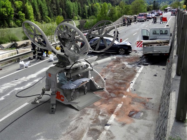 A Drone Ambulance Straight From The Movie Avatar-1