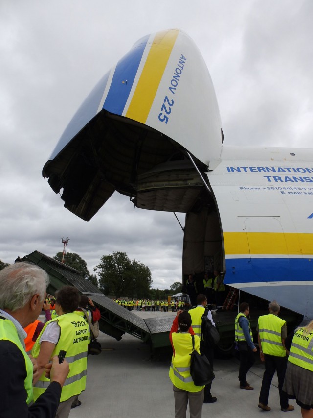 Antonov AN-225 world's largest transport aircraft-12