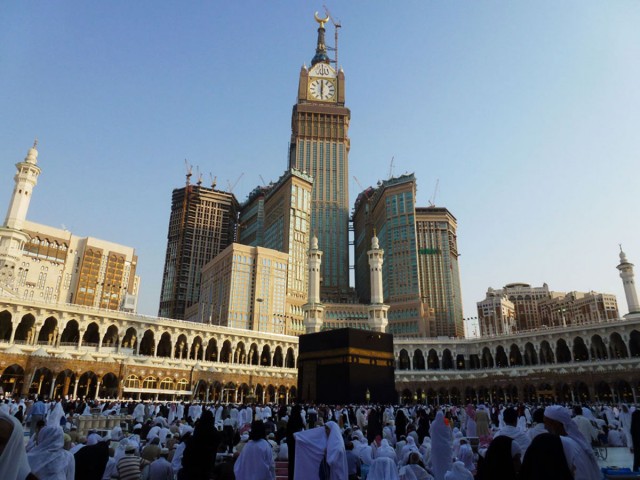 Makkah Royal Clock Tower-Top 10 Tallest Skyscrapers That Are Engineering Marvels-32