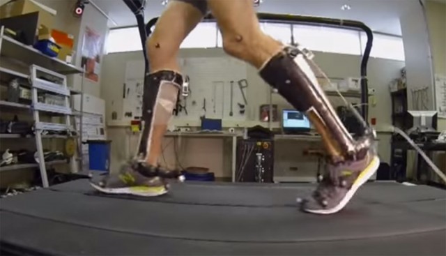 People With Reduced Mobility Can Use This Revolutionary Exoskeleton To Walk-3