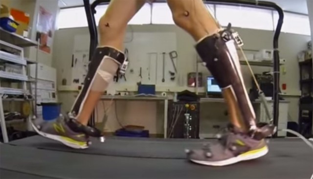 People With Reduced Mobility Can Use This Revolutionary Exoskeleton To Walk-4