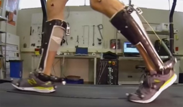 People With Reduced Mobility Can Use This Revolutionary Exoskeleton To Walk-7