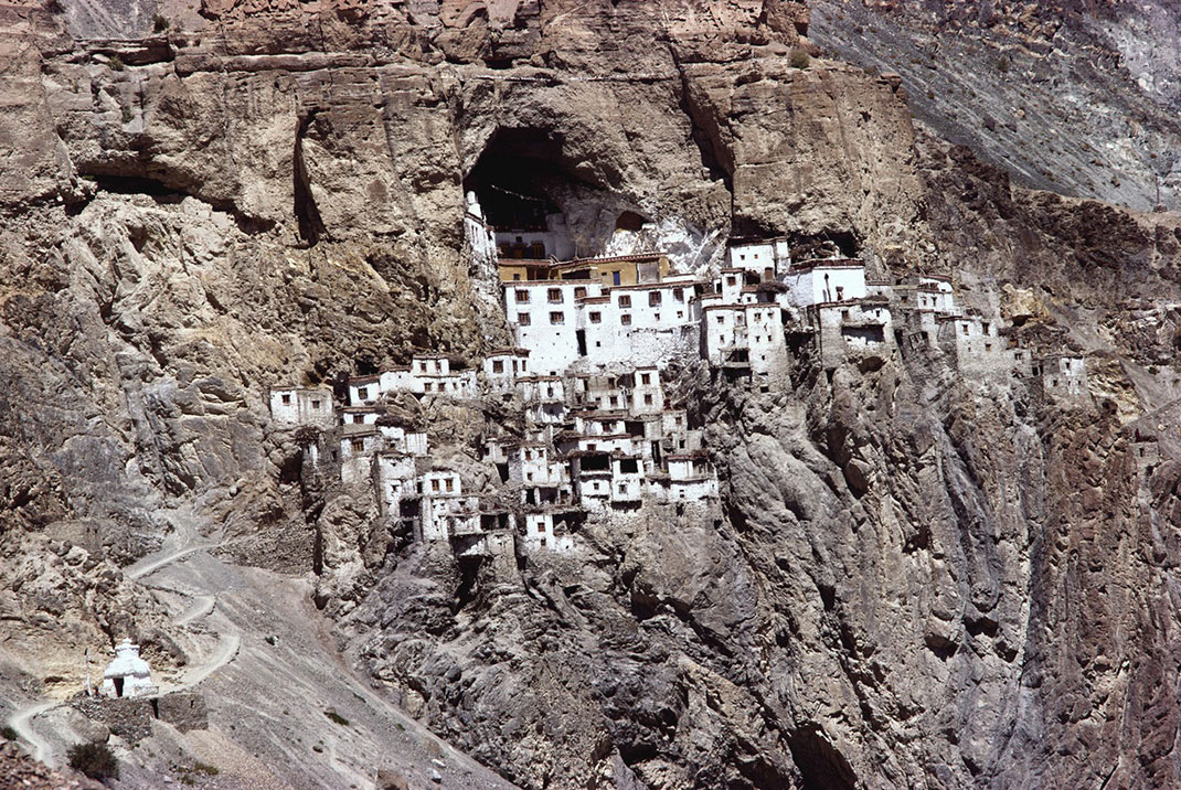 Phuktal Gompa (India)-Top 12 Dream Like Remote Villages You Would Love To Escape-5