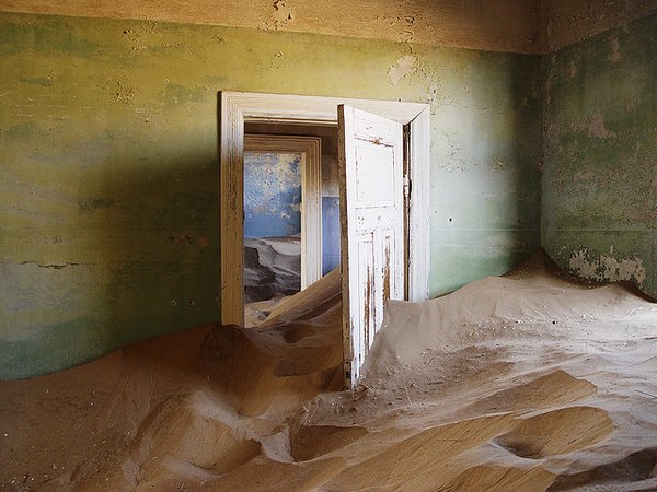 Kolmanskop-10 Most Fascinating Ghost Towns From The past-9