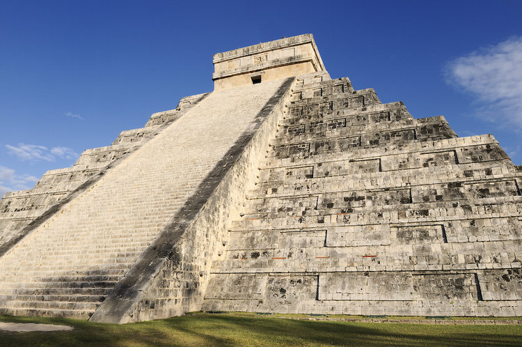 Жидкая ртуть под пирамидой Пернатого Змея в Теотиуакане-20 самых удивительных археологических и природных объектов, обнаруженных в 2015-3